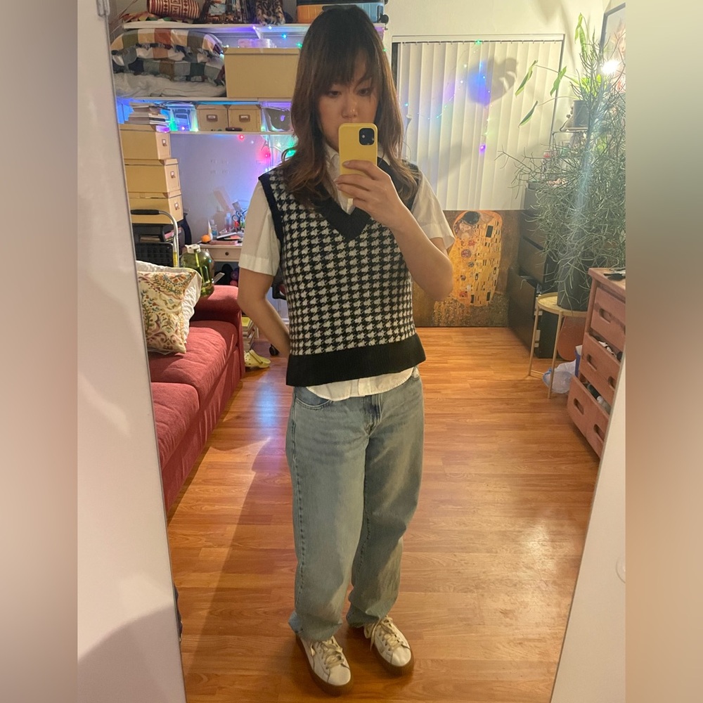 Wild Fable Black and White V-Neck Sweater Vest